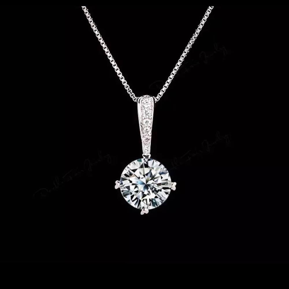 Stephanie Diamond Necklace
